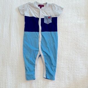 7 for all mankind baby boy outfit 6-9 months. Lightweight knit